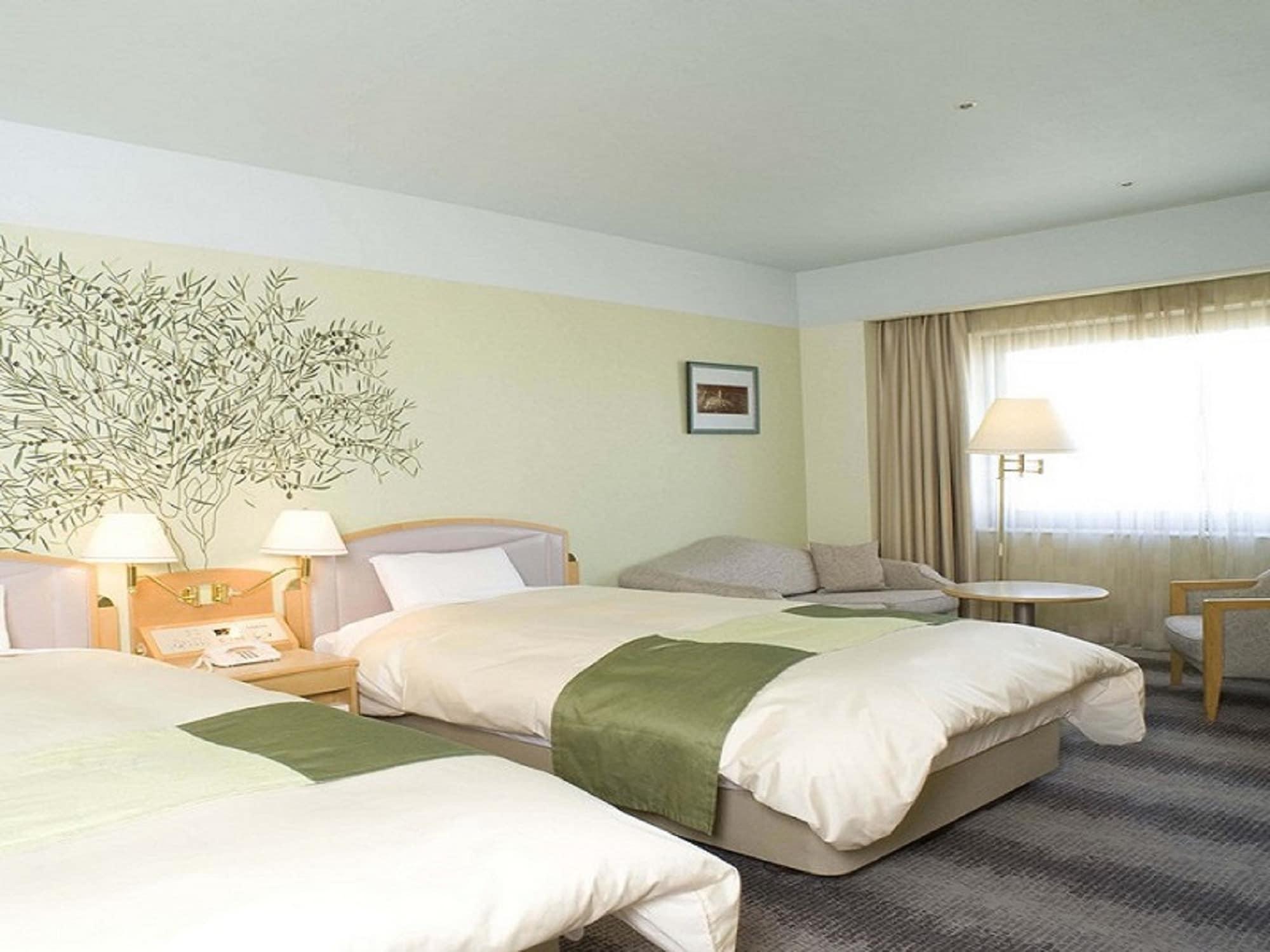 รีงะ รอยัล โฮทล นีฮามะ Hotel Niihama ภายนอก รูปภาพ