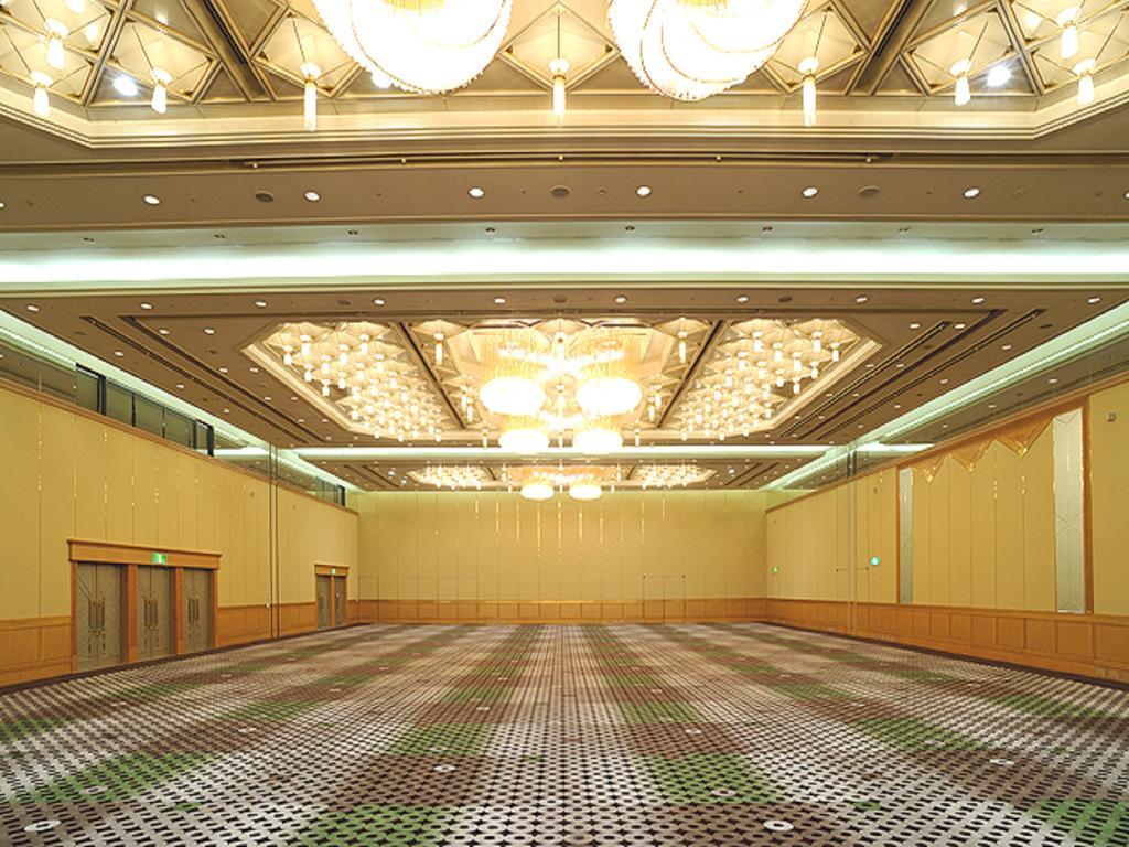 รีงะ รอยัล โฮทล นีฮามะ Hotel Niihama ภายนอก รูปภาพ